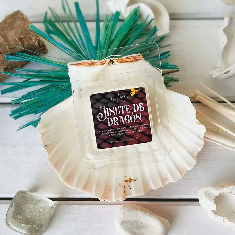 Wax melt Jinete de Dragón de Eternaluz con aroma a ámbar cálido, incienso, vainilla y pachulí