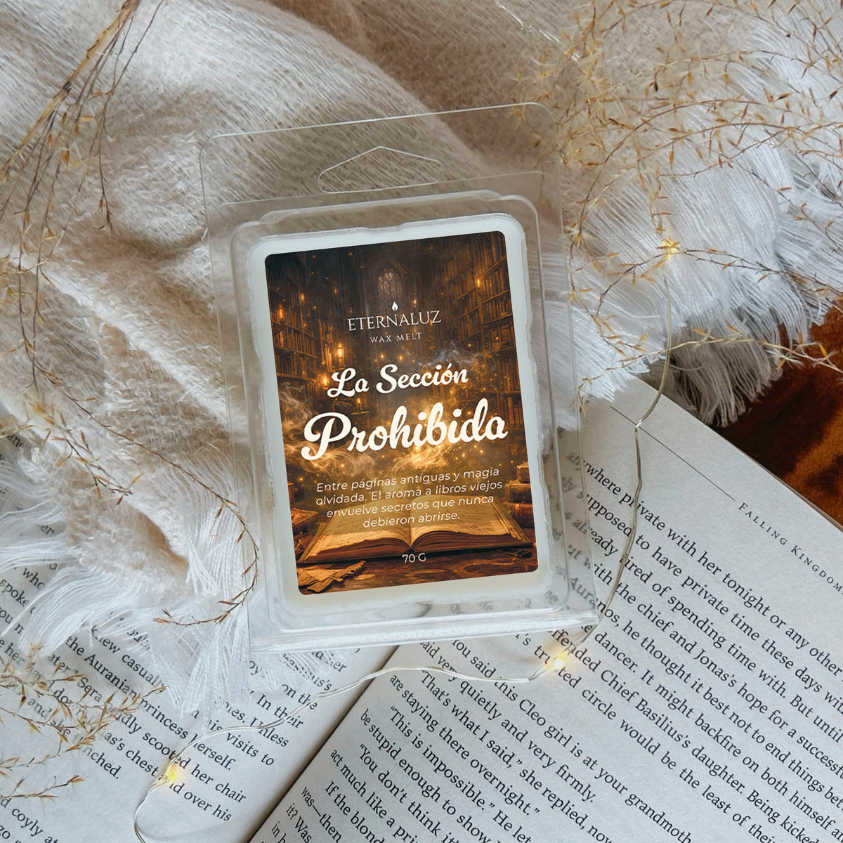 Wax melt Sección Prohibida con aroma a libros antiguos, cuero y madera inspirados en bibliotecas mágicas.