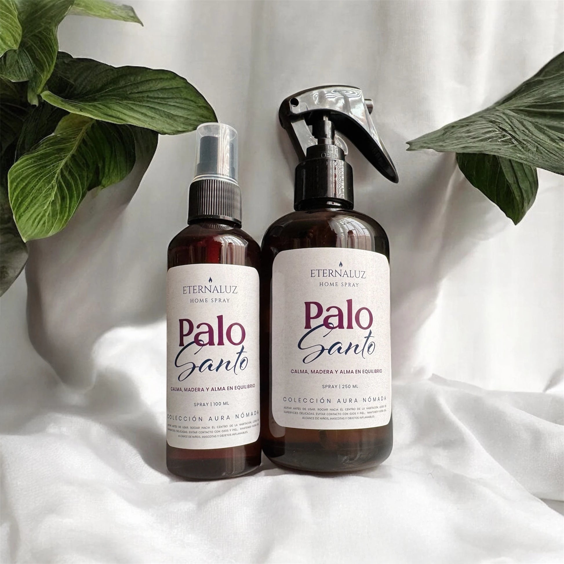 Home Spray Eternaluz Palo Santo con aroma amaderado y cálido, colección Aura Nómada.