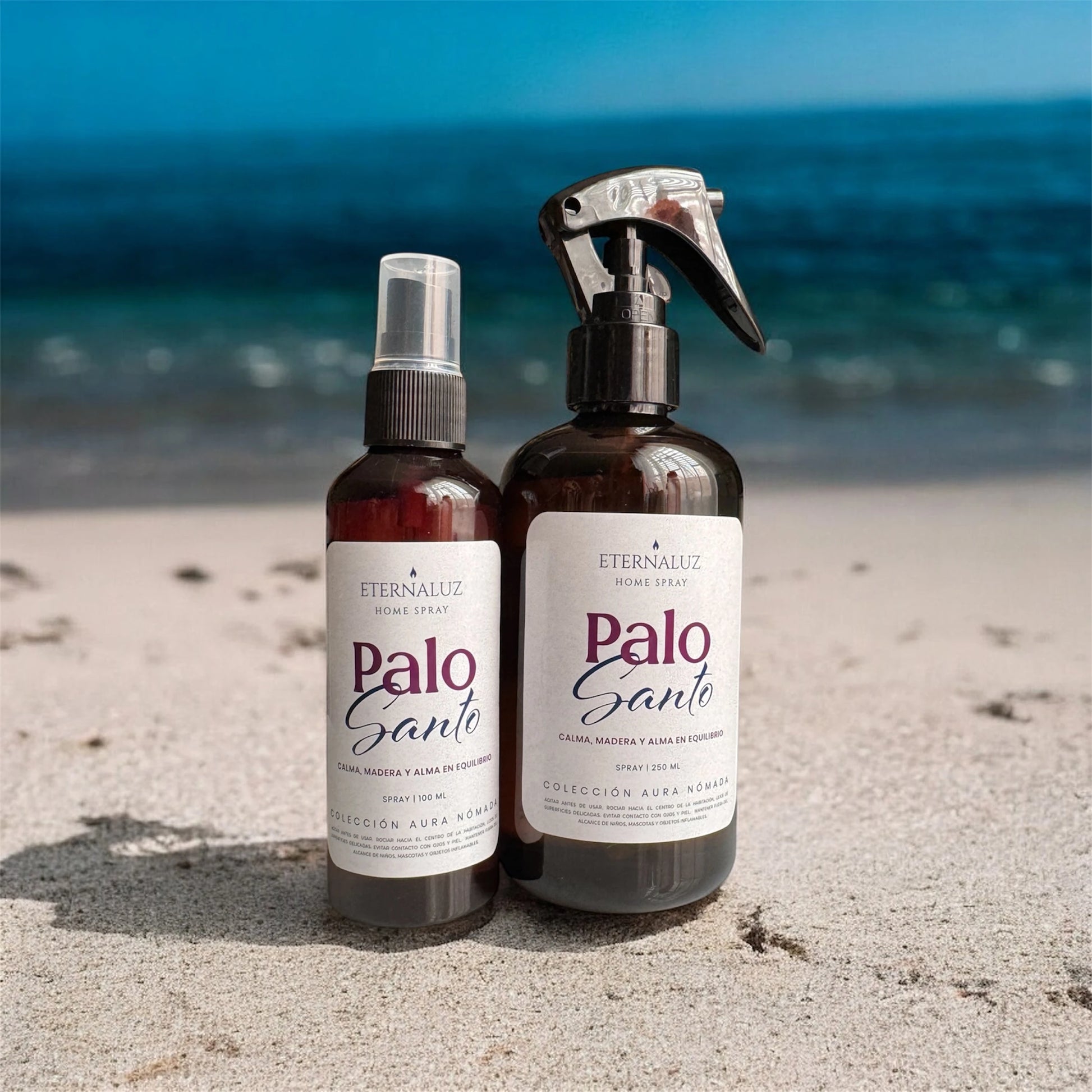 Home Spray Eternaluz Palo Santo con aroma amaderado y cálido, colección Aura Nómada.