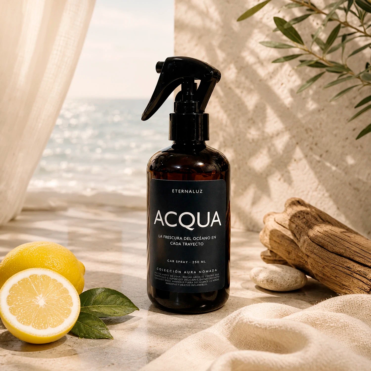 Car spray Acqua Eternaluz con aroma fresco acuático para perfumar el auto