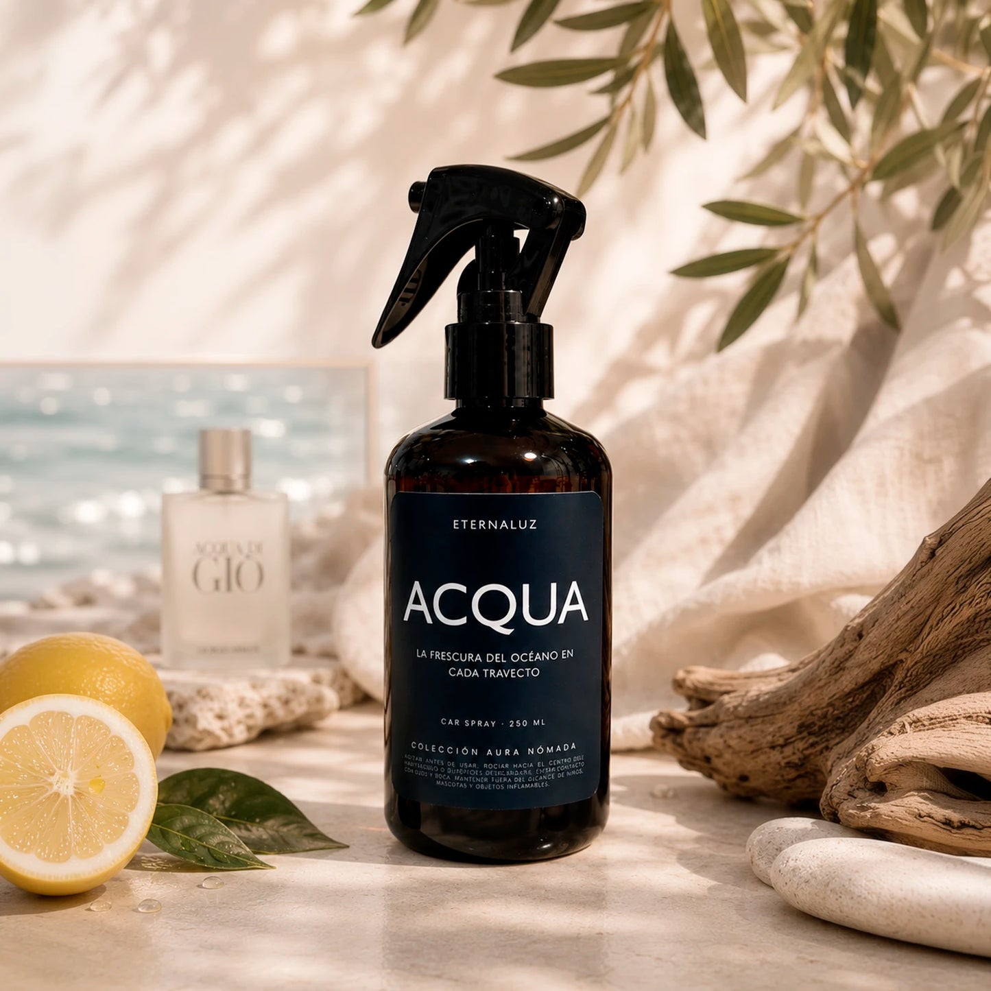 Car spray Acqua Eternaluz con aroma fresco acuático para perfumar el auto