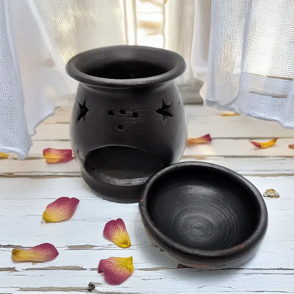 Difusor artesanal de greda fina hecho a mano, disponible en varios diseños