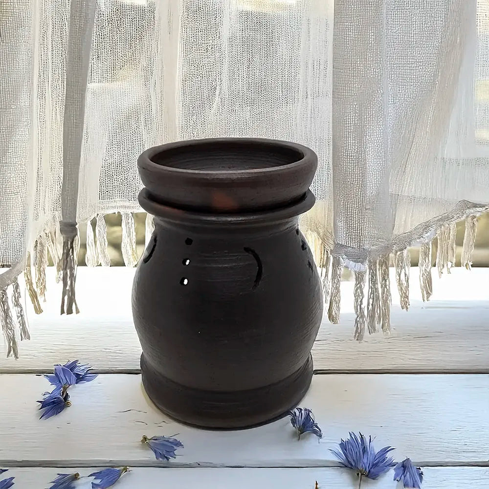 Difusor artesanal de greda fina hecho a mano, disponible en varios diseños