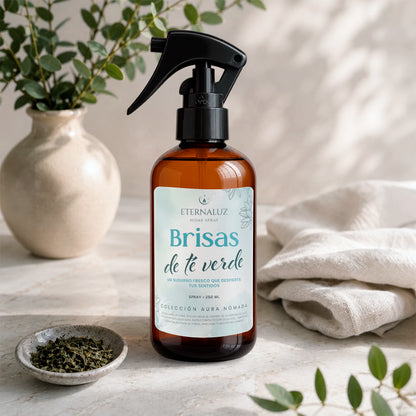Home Spray Eternaluz Brisas de Té Verde, aroma herbal fresco con limón, menta y bambú, ideal para ambientar el hogar o la oficina.