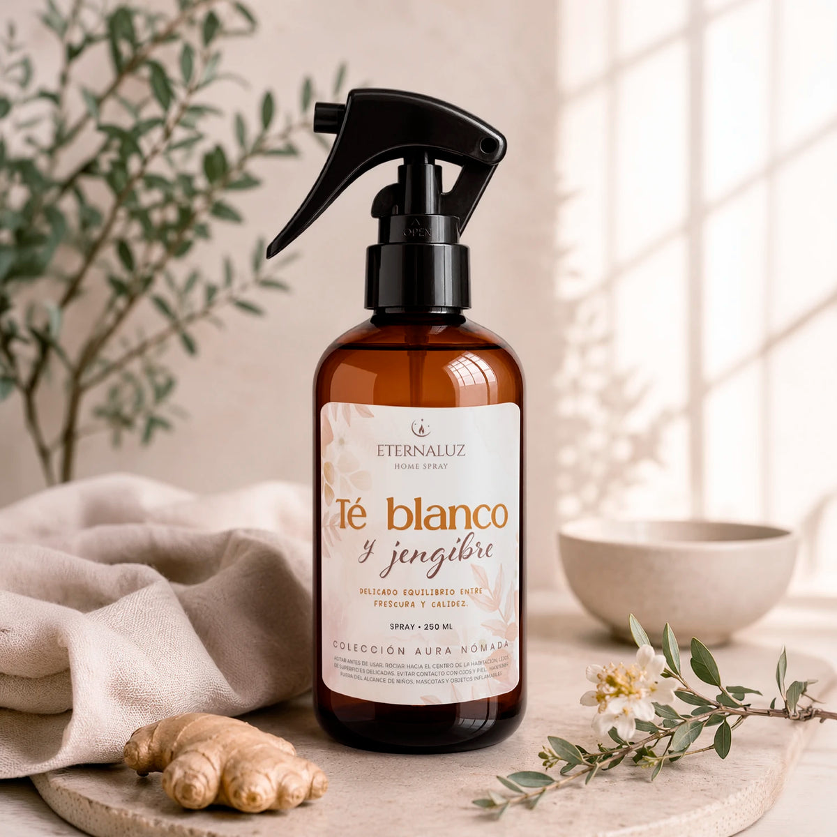 Home spray Té Blanco y Jengibre Eternaluz con aroma fresco y elegante para perfumar el hogar