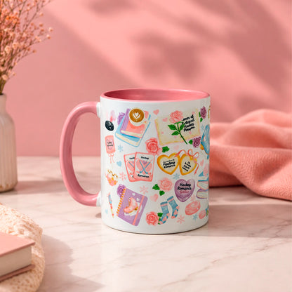 Taza literaria de cerámica 11 oz Hockey Romance con diseño de libros, patines, stick de hockey, rosas, corazones y detalles rosados.