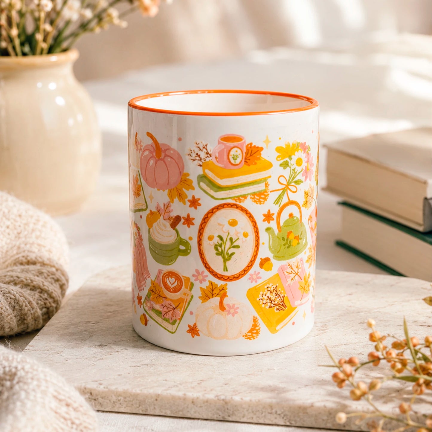 Taza sublimada de cerámica 11 oz Tarde de Otoño con diseño cozy de libros, hojas otoñales, calabazas, flores y té.
