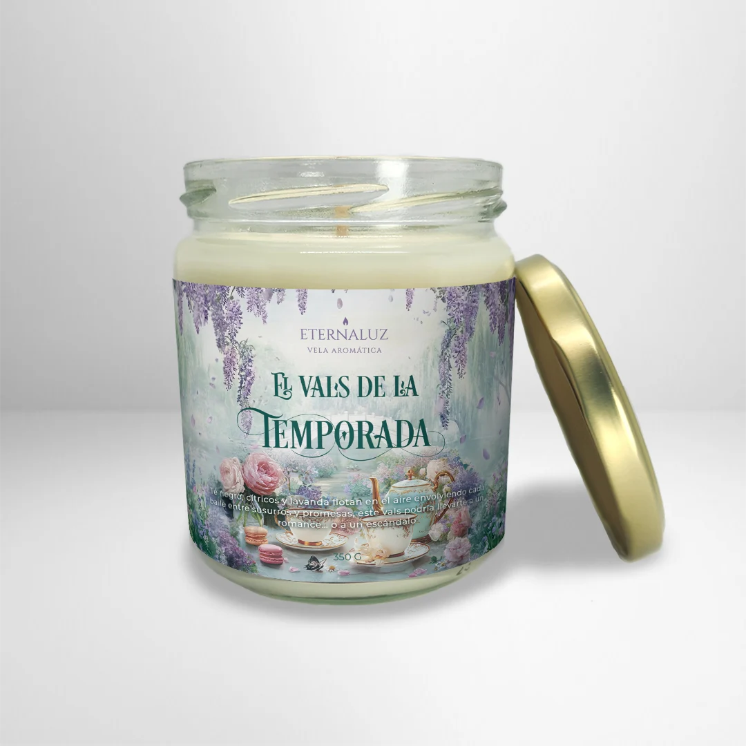 Vela literaria inspirada en los bailes de la Regencia, aroma a té negro, lavanda y citricos.
