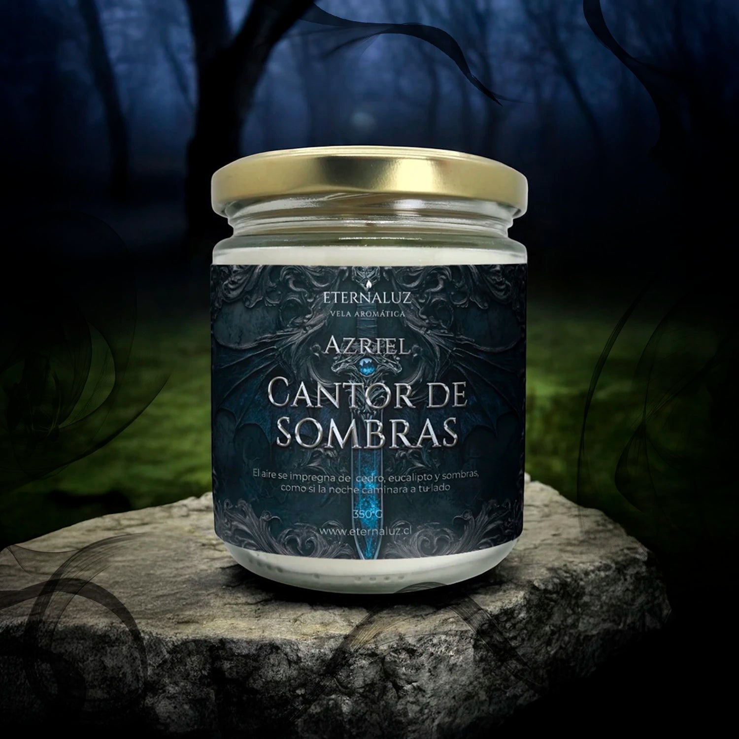 Vela Eternaluz inspirada en Azriel (ACOTAR), con aroma a cedro blanco, menta y eucalipto fresco. Aroma herbal y profundo