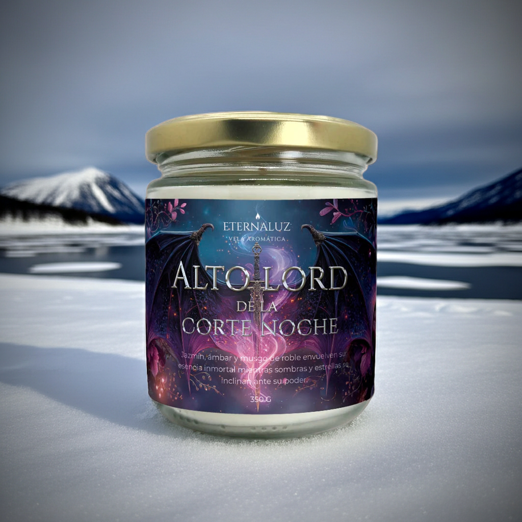 Vela inspirada en Rhysand de ACOTAR con aroma floral y amaderado a jazmín, ámbar y musgo