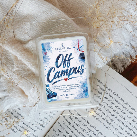 Wax melts Off Campus con aroma a mora, frutos del bosque, té negro y vainilla francesa.
