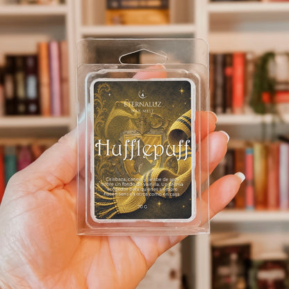 Wax melts Hufflepuff con aroma a calabaza, canela, vainilla y jarabe de arce, inspirados en la bondad, la lealtad y la magia de Hogwarts