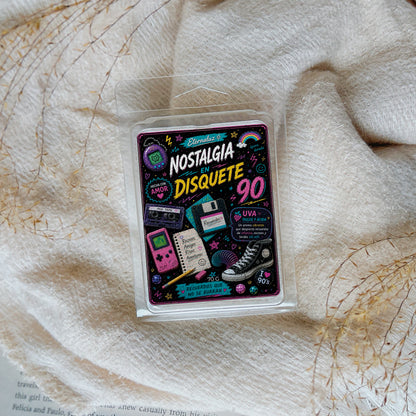 Wax melts Nostalgia en Disquete con aroma a uva dulce inspirado en recuerdos de infancia y los años 90