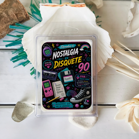 Wax melts Nostalgia en Disquete con aroma a uva dulce inspirado en recuerdos de infancia y los años 90